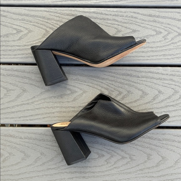 Vince Camuto Leather Open Toe Mules Black Size 9 - Picture 5 of 16